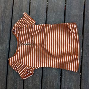 Aeropostale striped Tee (medium)